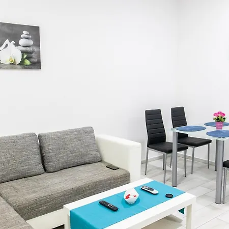 Apartment Trika *