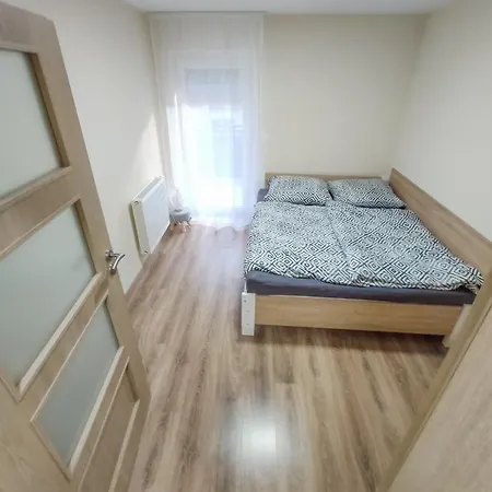 Trika * Sárvár