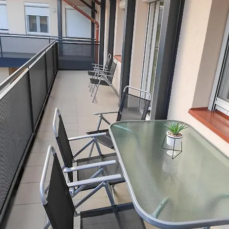 Trika Apartamento Sárvár